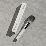 Load image into Gallery viewer, Brocha Vegana · Blush y Bronceador