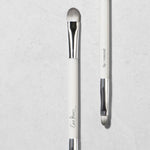 Load image into Gallery viewer, Brocha Vegana · para Corrector y Labios