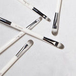 Load image into Gallery viewer, Brocha Vegana · Acentuar y Sombrear