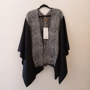 Poncho sencillo negro/gris  paño de lana